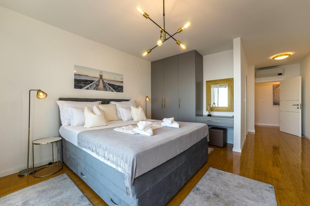 Apartment Penthouse Perla With Jacuzzi