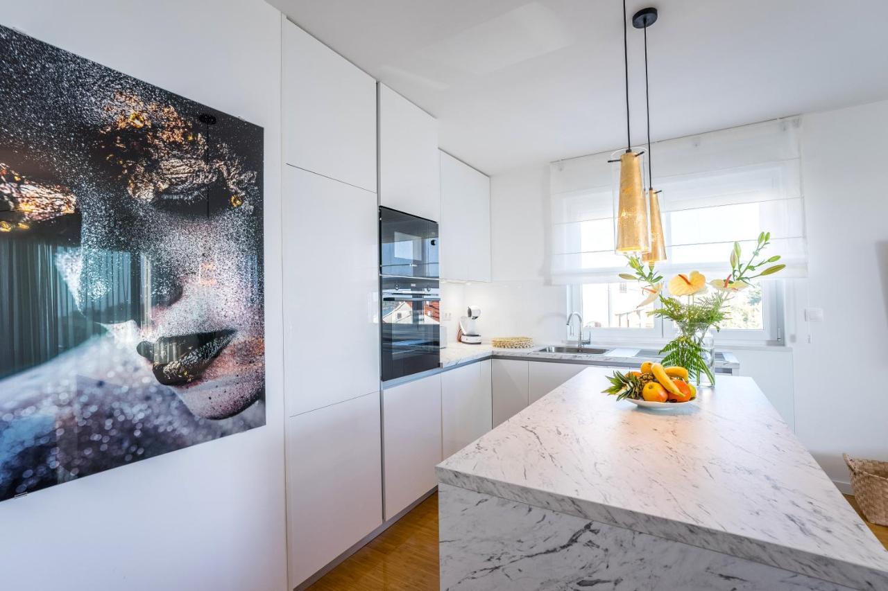 Apartment Penthouse Perla With Jacuzzi Novalja