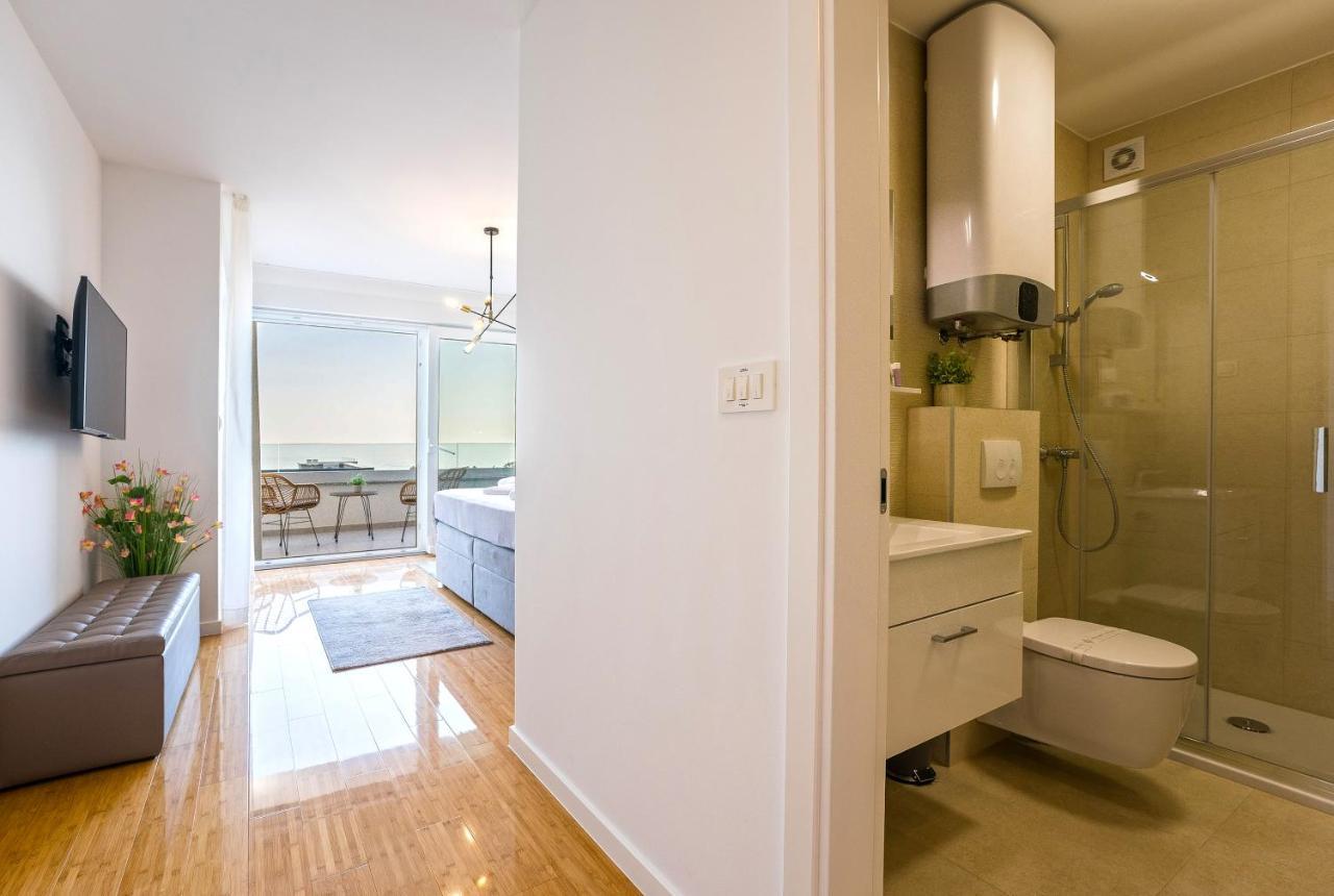 Penthouse Perla With Jacuzzi Apartment Novalja